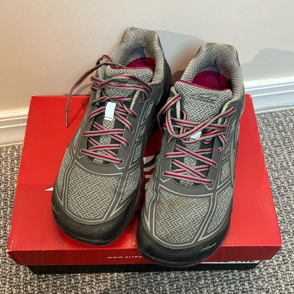 Altra Provision 3.5 Gray Women’s US size 8